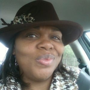 Meet your Posher, Kenya